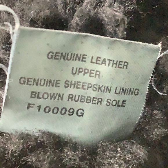 UGG Classic tall black leather boot size 7 EUC - Picture 12 of 15